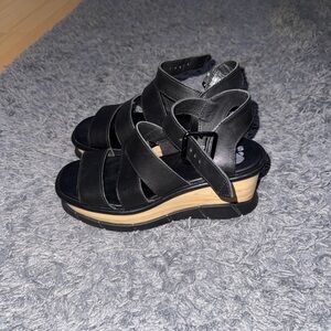 Black Women's Sandals